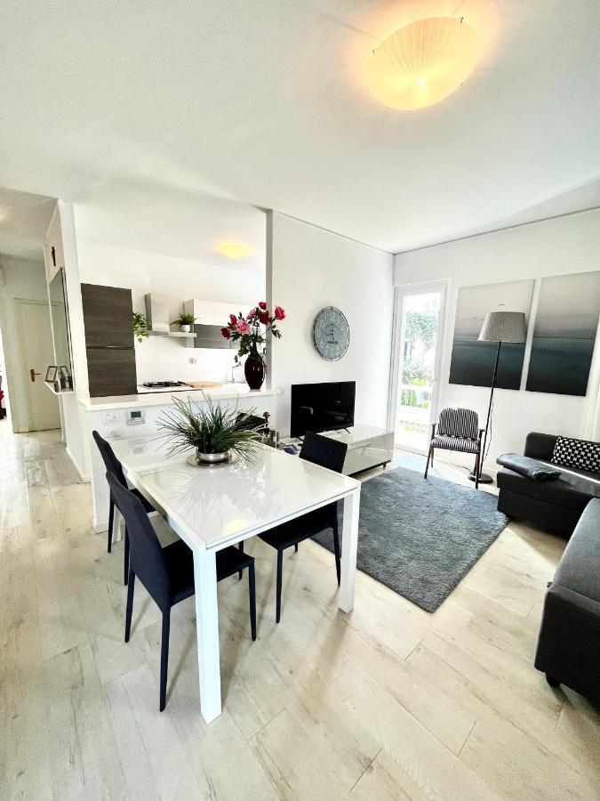 Your Familyapartment In Sirmione Zewnętrze zdjęcie
