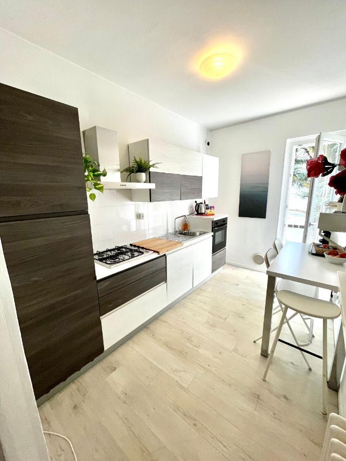 Your Familyapartment In Sirmione Zewnętrze zdjęcie