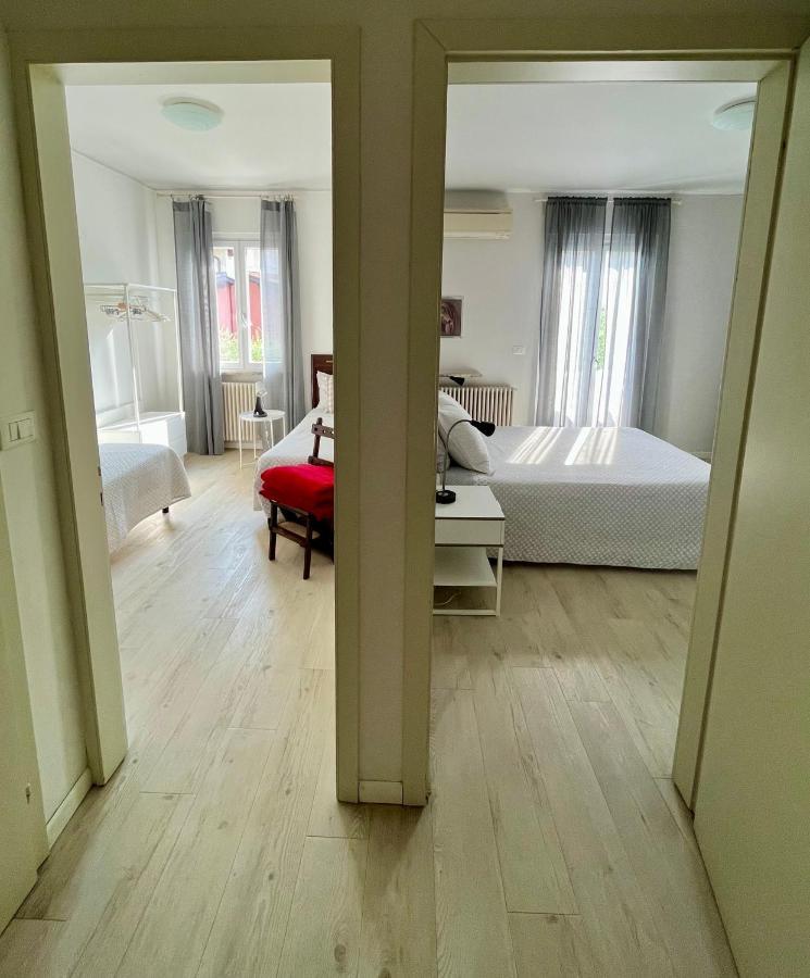 Your Familyapartment In Sirmione Zewnętrze zdjęcie