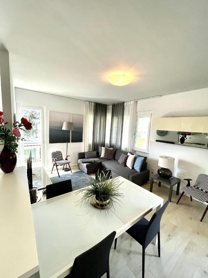 Your Familyapartment In Sirmione Zewnętrze zdjęcie