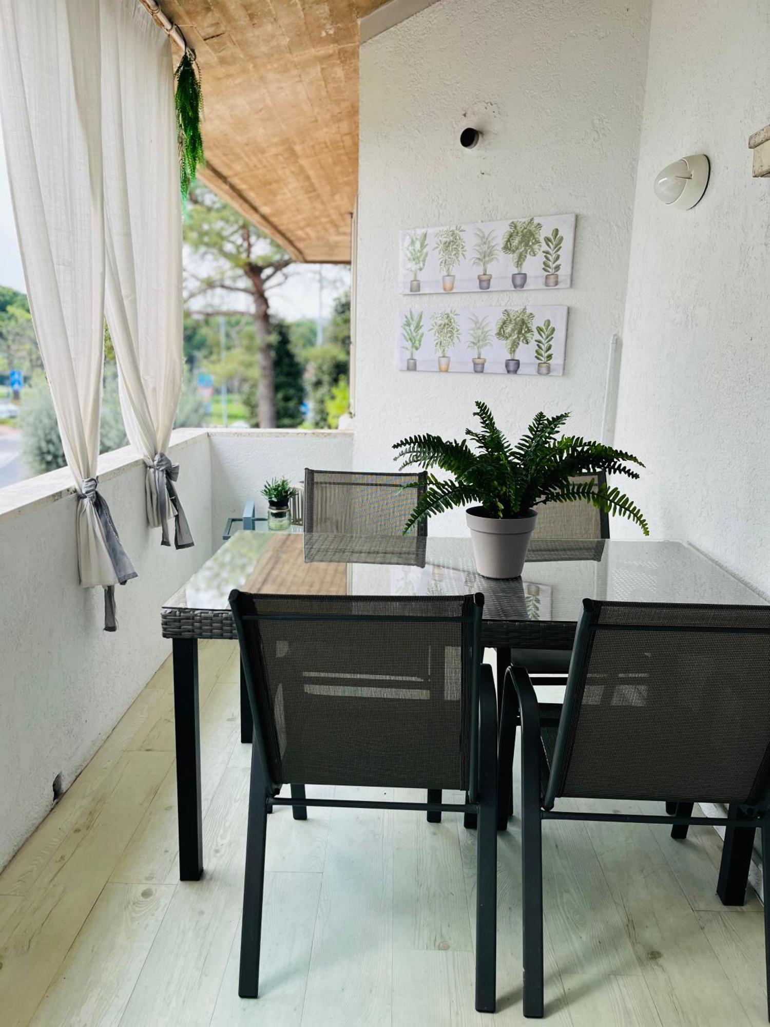 Your Familyapartment In Sirmione Zewnętrze zdjęcie
