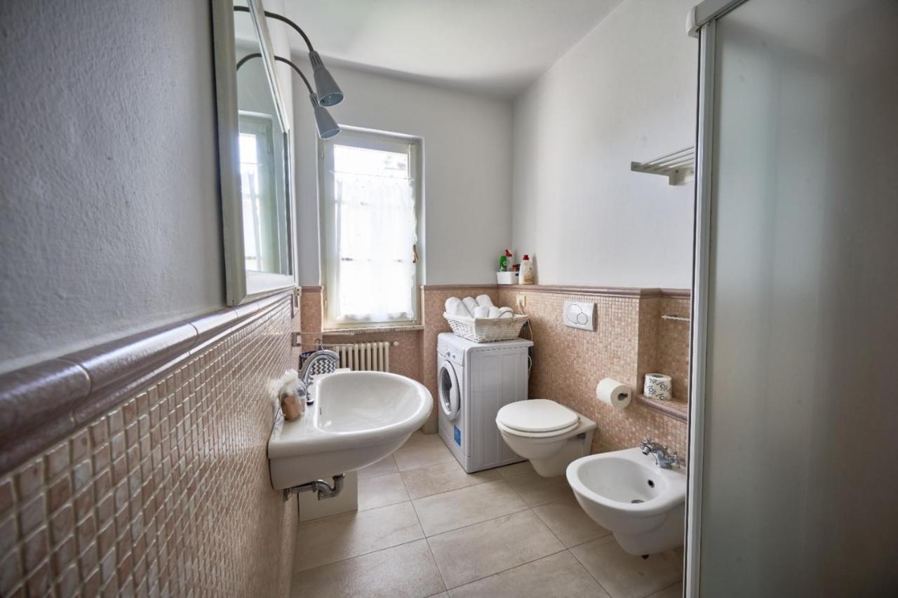 Your Familyapartment In Sirmione Zewnętrze zdjęcie
