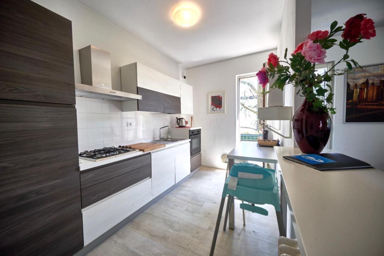 Your Familyapartment In Sirmione Zewnętrze zdjęcie